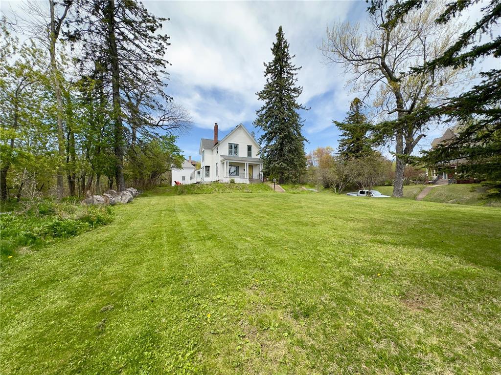 27 S 21st Avenue E Duluth MN 55812 - Tischer Creek 7079961 image33