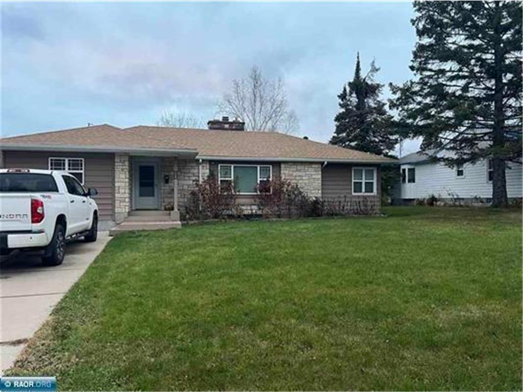 27 S 5th Street W Aurora MN 55705 7046982 image1