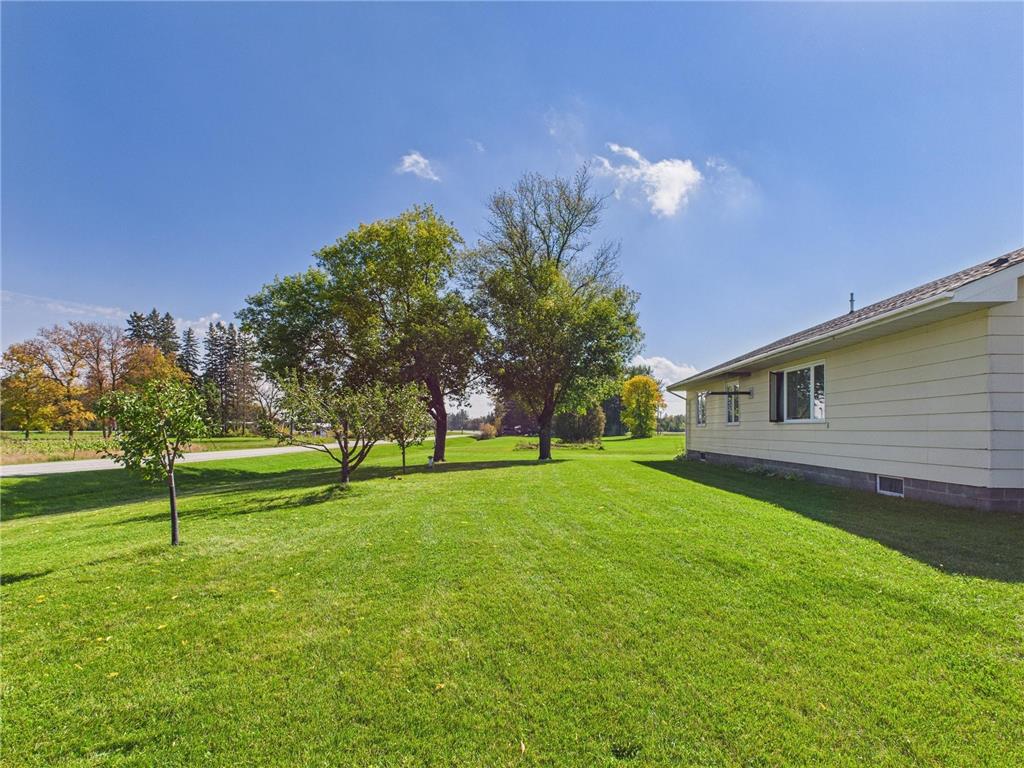 270 4th Avenue Roosevelt MN 56673 6788499 image2