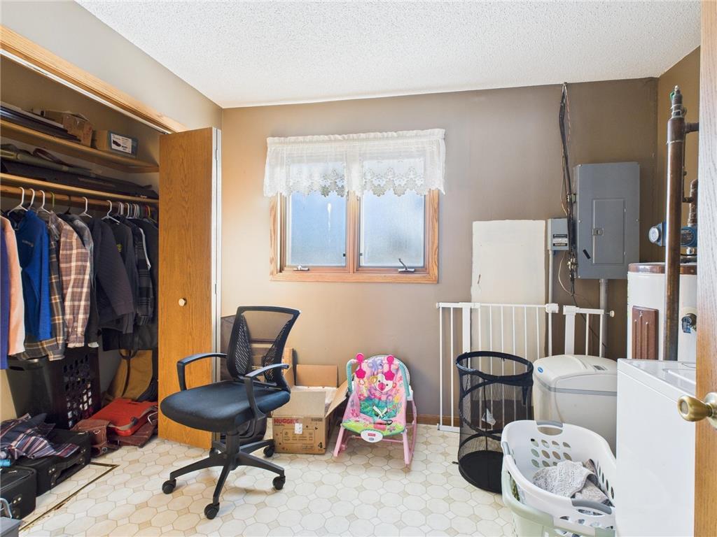 270 4th Avenue Roosevelt MN 56673 6788499 image23