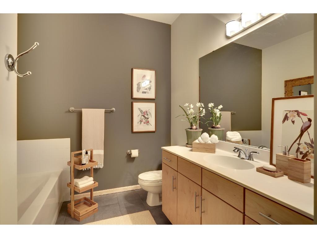 270 4th Street #402 Saint Paul MN 55101 7017351 image9