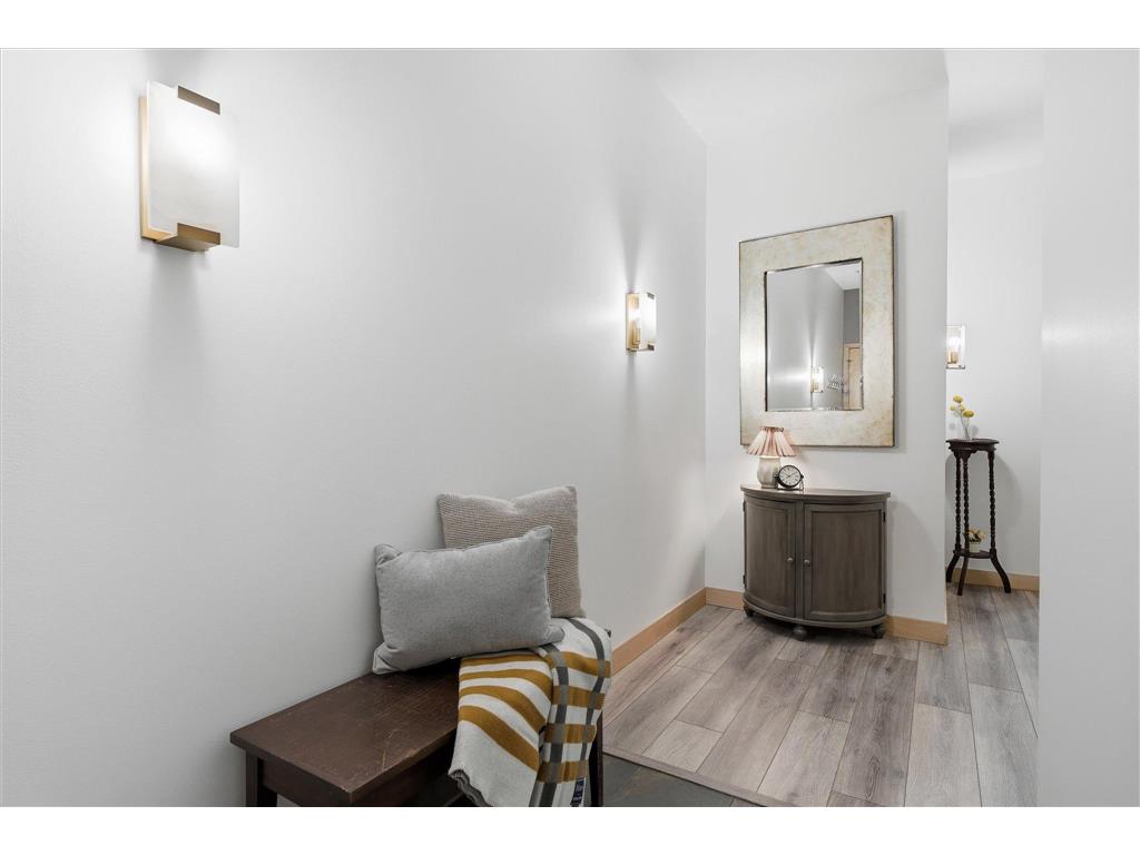 270 4th Street E #101 Saint Paul MN 55101 7008661 image5