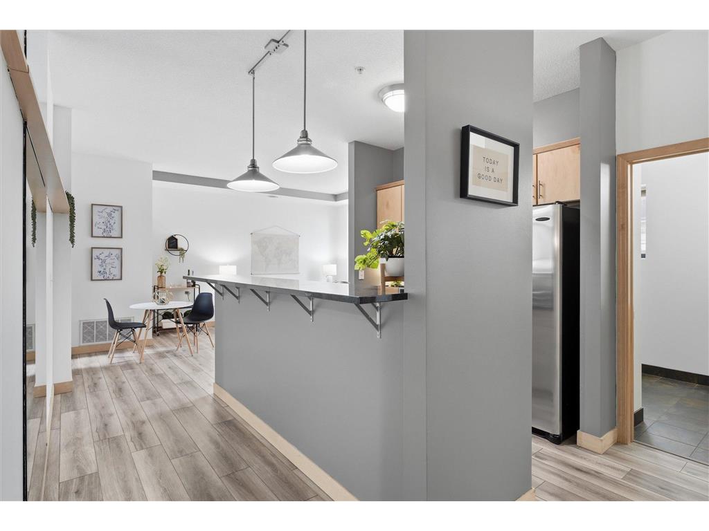 270 4th Street E #101 Saint Paul MN 55101 7008661 image7