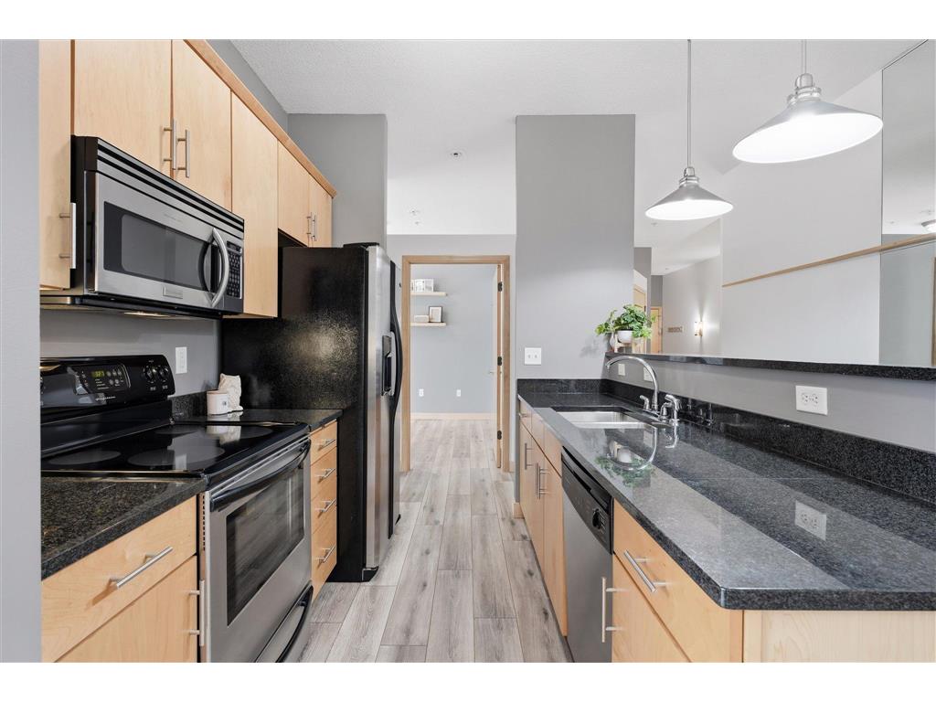 270 4th Street E #101 Saint Paul MN 55101 7008661 image9