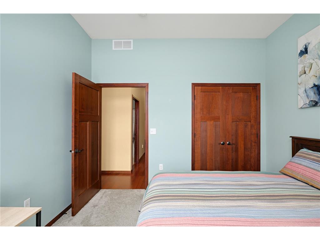 270 4th Street E #309 Saint Paul MN 55101 7067564 image24