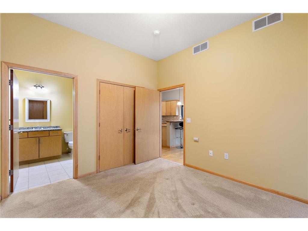 270 4th Street E #409 Saint Paul MN 55101 6823067 image14