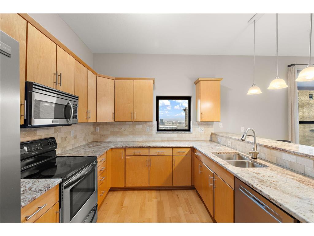 270 4th Street E #409 Saint Paul MN 55101 6823067 image3