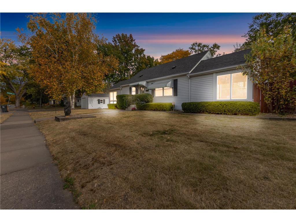 270 Hazelwood Street Saint Paul MN 55106 6614361 image1