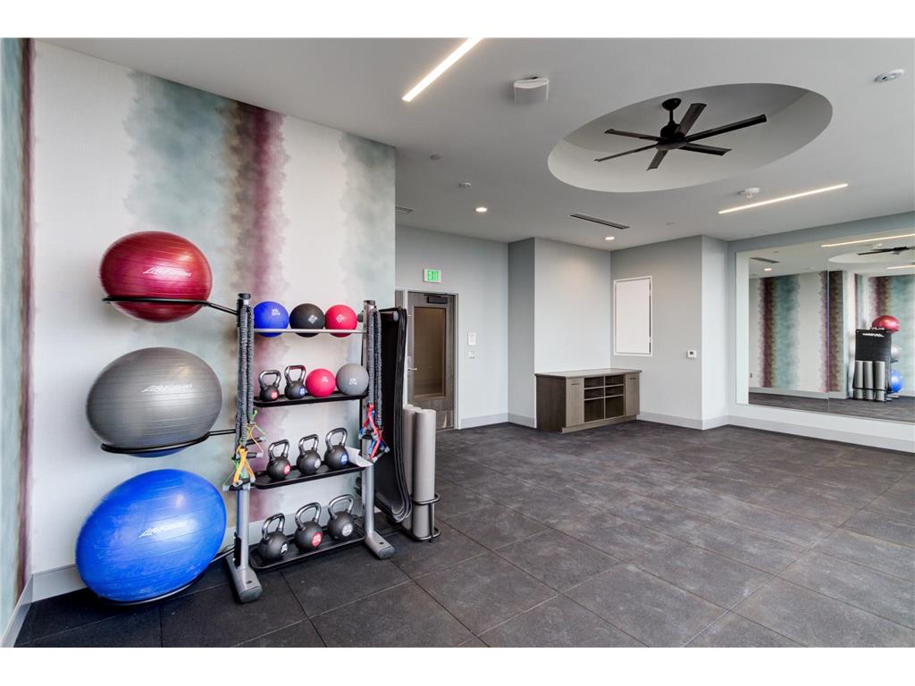 270 Hennepin Avenue #1119 Minneapolis MN 55401 7081725 image16