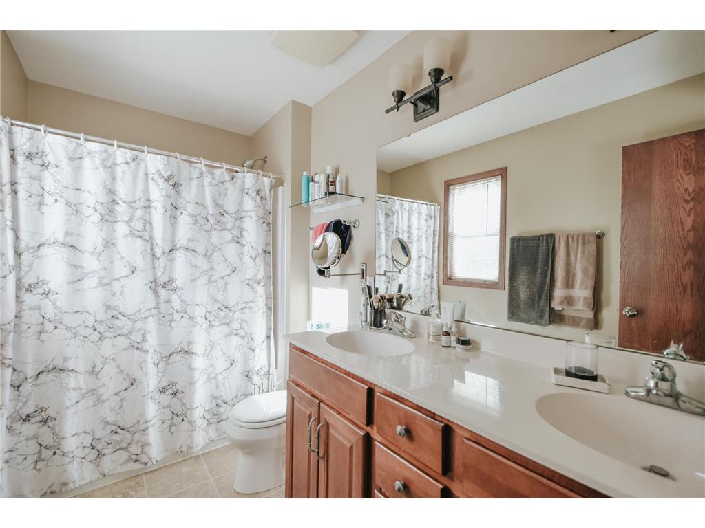 270 Highlands Avenue Zumbrota MN 55992 7073300 image25