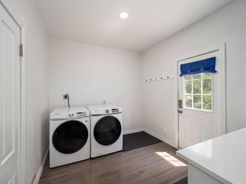 270 Maria Avenue Saint Paul MN 55106 7066928 image10