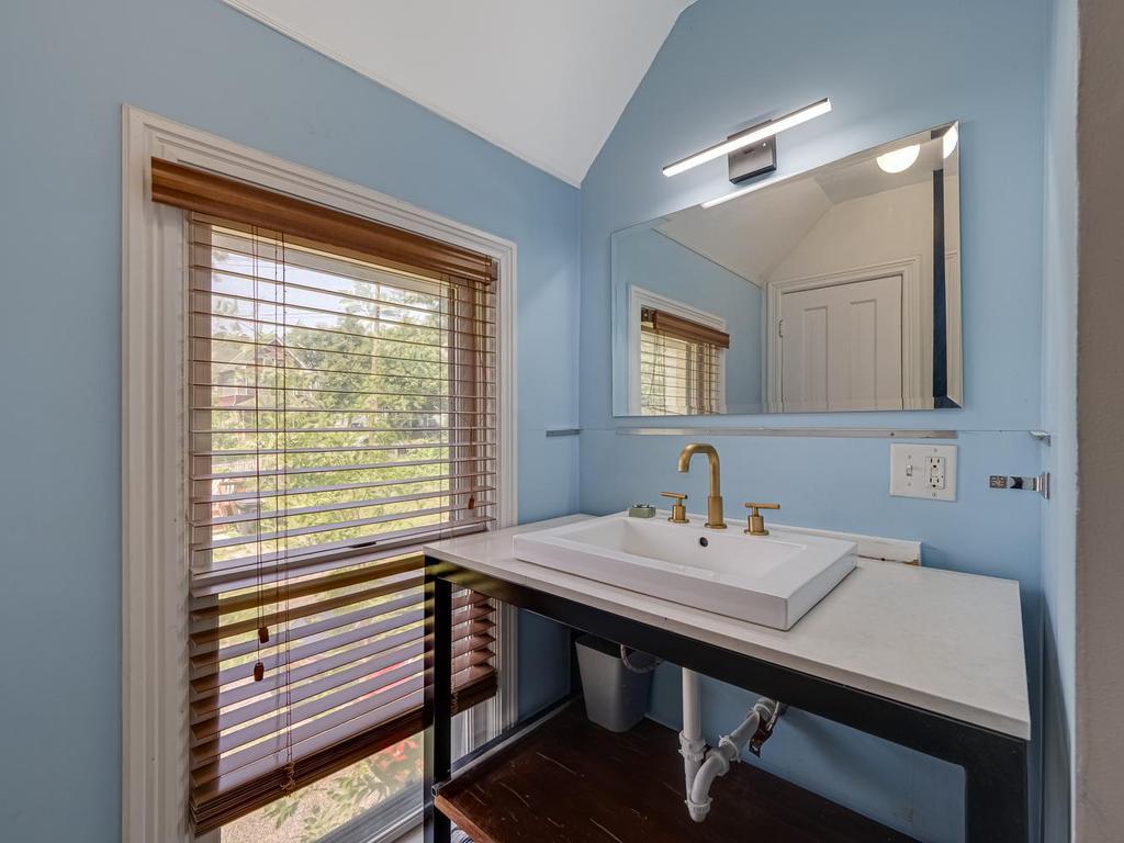 270 Maria Avenue Saint Paul MN 55106 7066928 image19