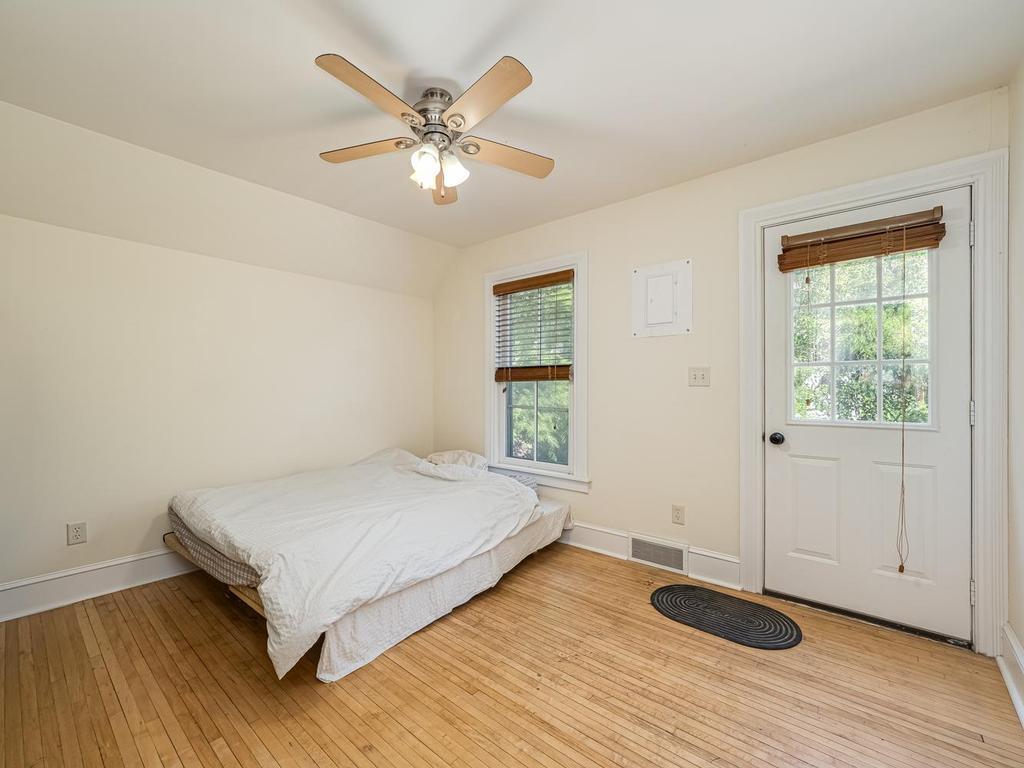 270 Maria Avenue Saint Paul MN 55106 7066928 image20