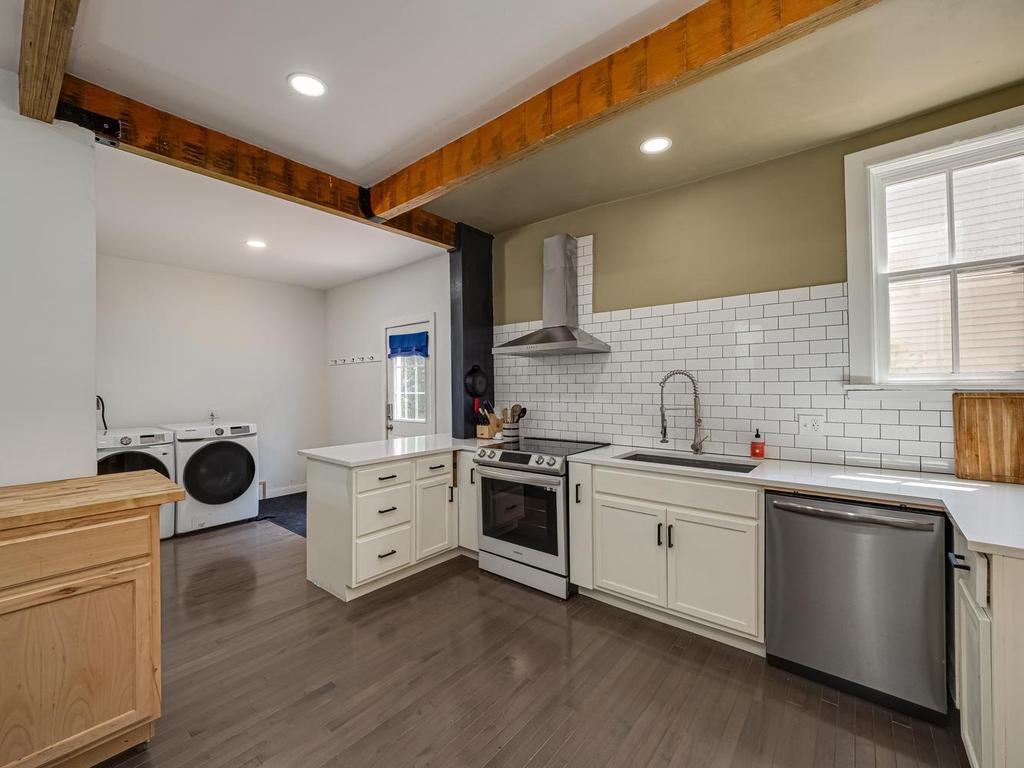 270 Maria Avenue Saint Paul MN 55106 7066928 image6