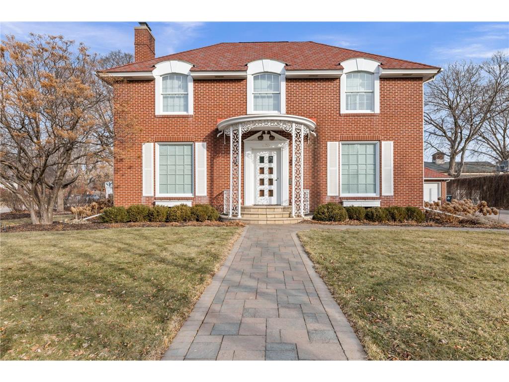 270 W Broadway Street Winona MN 55987 6648228 image1