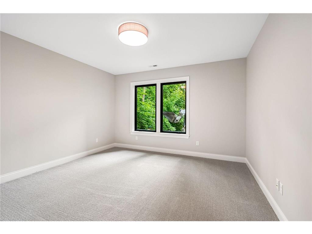 270 Wayzata Boulevard E Wayzata MN 55391 7086874 image36