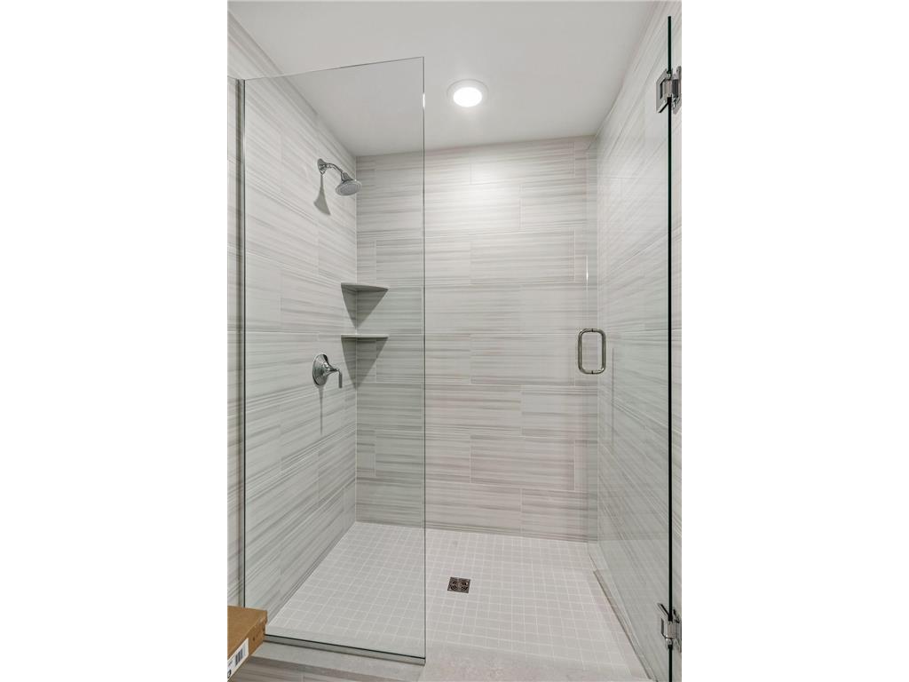 270 Wayzata Boulevard E Wayzata MN 55391 7086874 image39