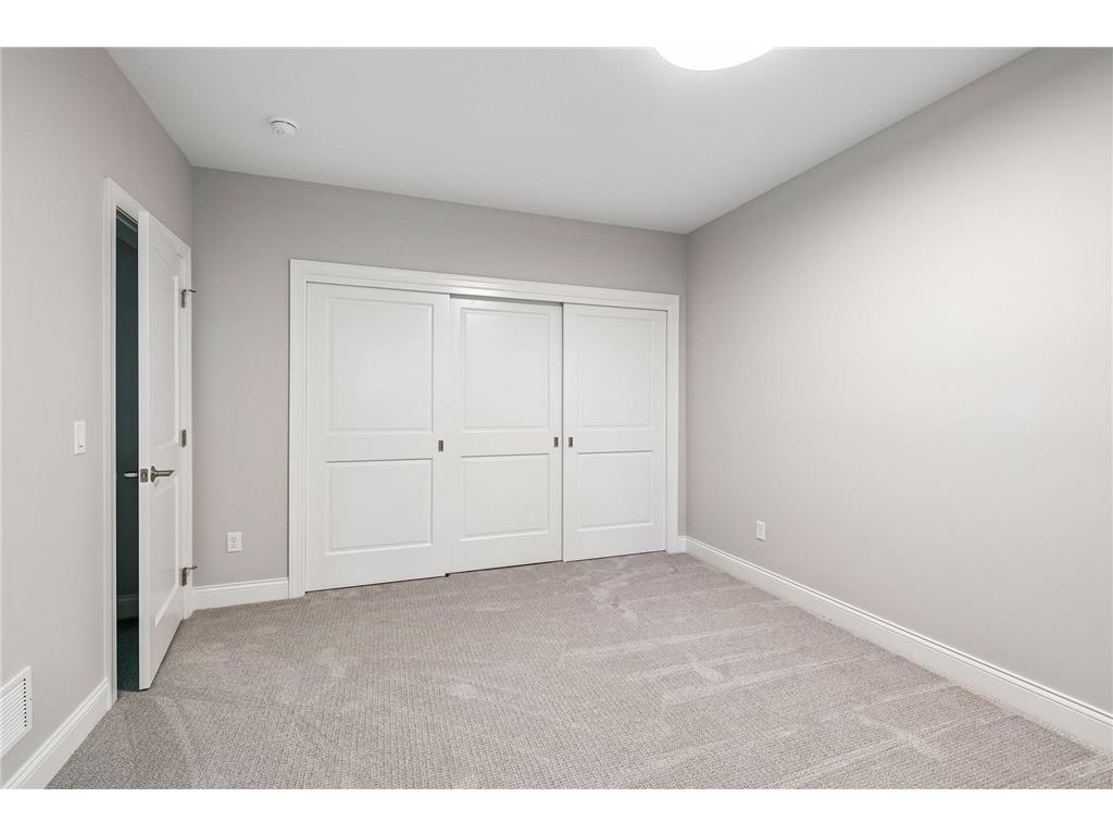 270 Wayzata Boulevard E Wayzata MN 55391 7086874 image41