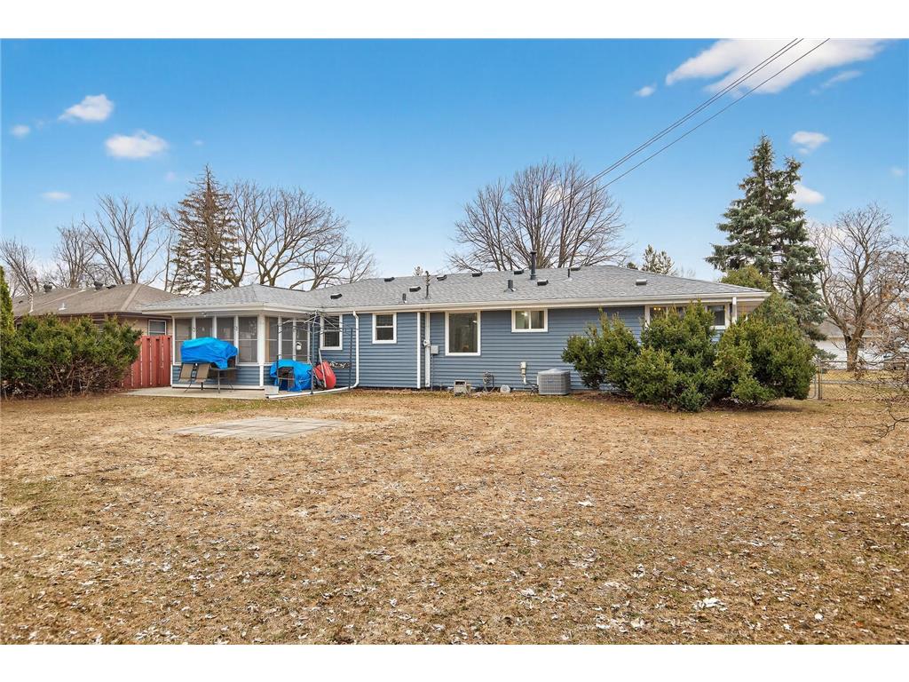 2700 64th Avenue N Brooklyn Center MN 55430 7045034 image21