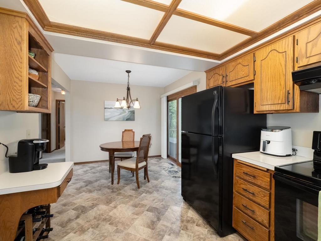 2700 98th Avenue N Brooklyn Park MN 55444 7093785 image17