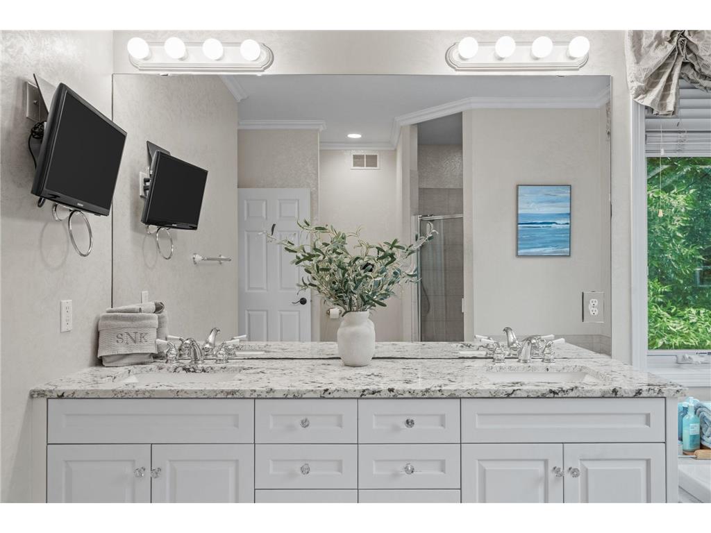 2700 Ashbourne Road Minnetonka MN 55391 7093802 image42