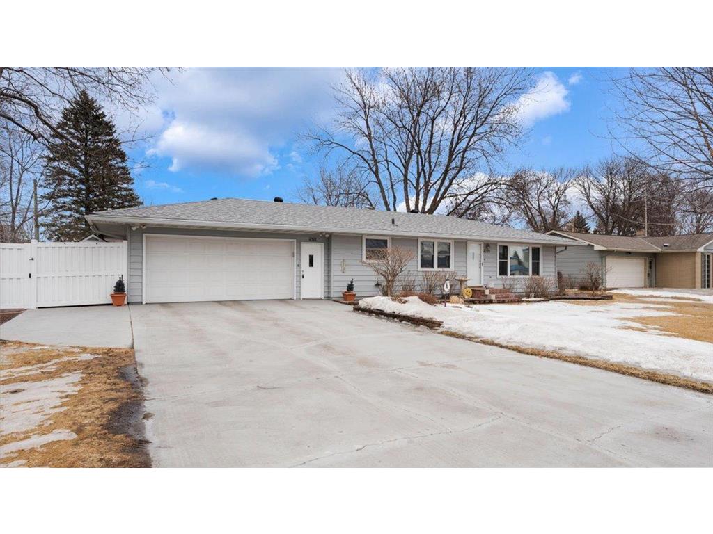2700 Clearwater Road Saint Cloud MN 56301 6670928 image1