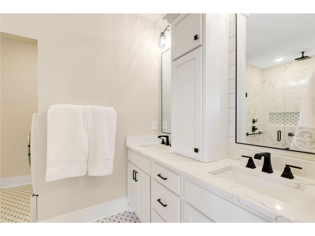 2700 Hanson Avenue Faribault MN 55021 6693897 image32