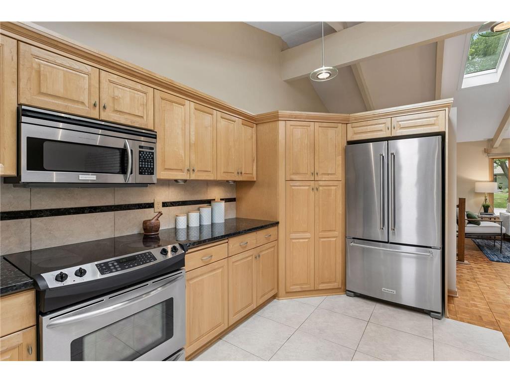 2700 Kyle Avenue N Golden Valley MN 55422 7095211 image16