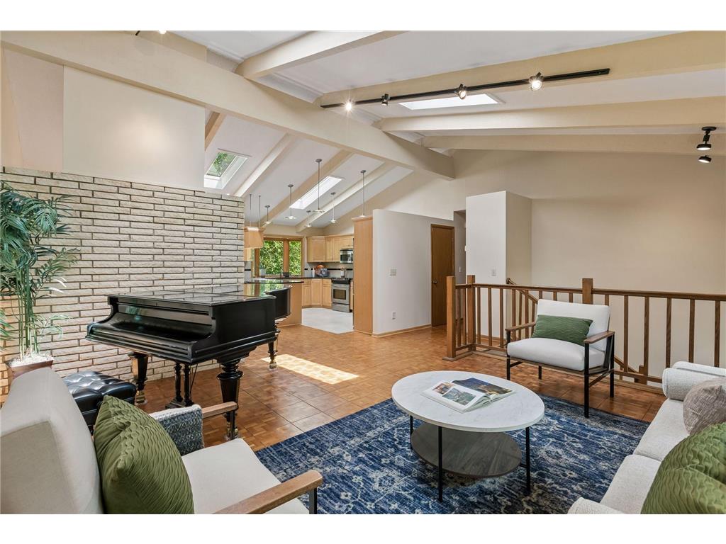 2700 Kyle Avenue N Golden Valley MN 55422 7095211 image7