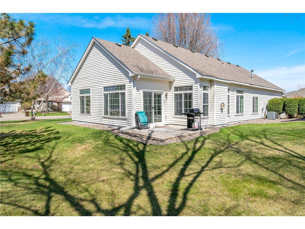 2700 Oak Ridge Trail Woodbury MN 55125 7054801 image20