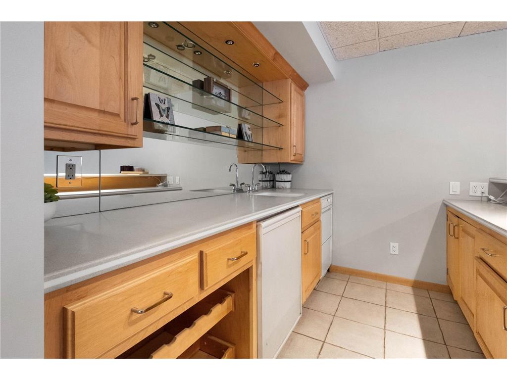 2700 Olde Wood Court Minnetonka MN 55391 7017516 image13