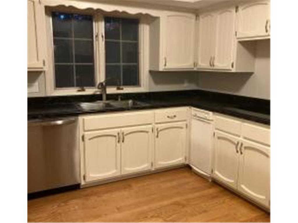 2700 Olde Wood Court Minnetonka MN 55391 7017516 image32