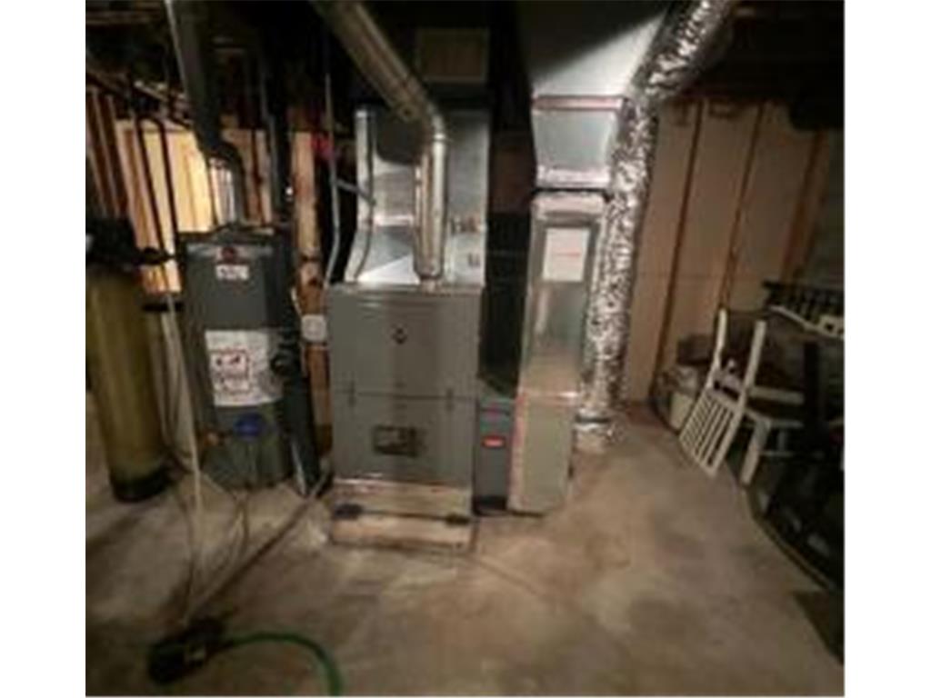 2700 Olde Wood Court Minnetonka MN 55391 7017516 image90