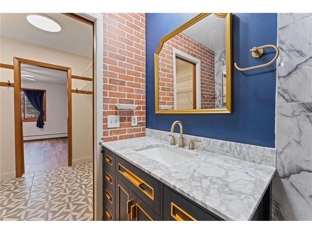 2700 Oxford Street N #101 Roseville MN 55113 7008122 image23