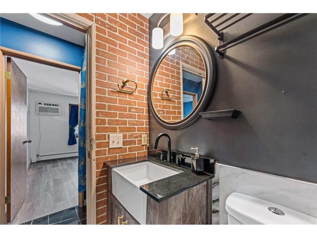 2700 Oxford Street N #101 Roseville MN 55113 7057425 image15