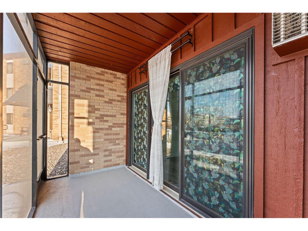 2700 Oxford Street N #101 Roseville MN 55113 7057425 image36