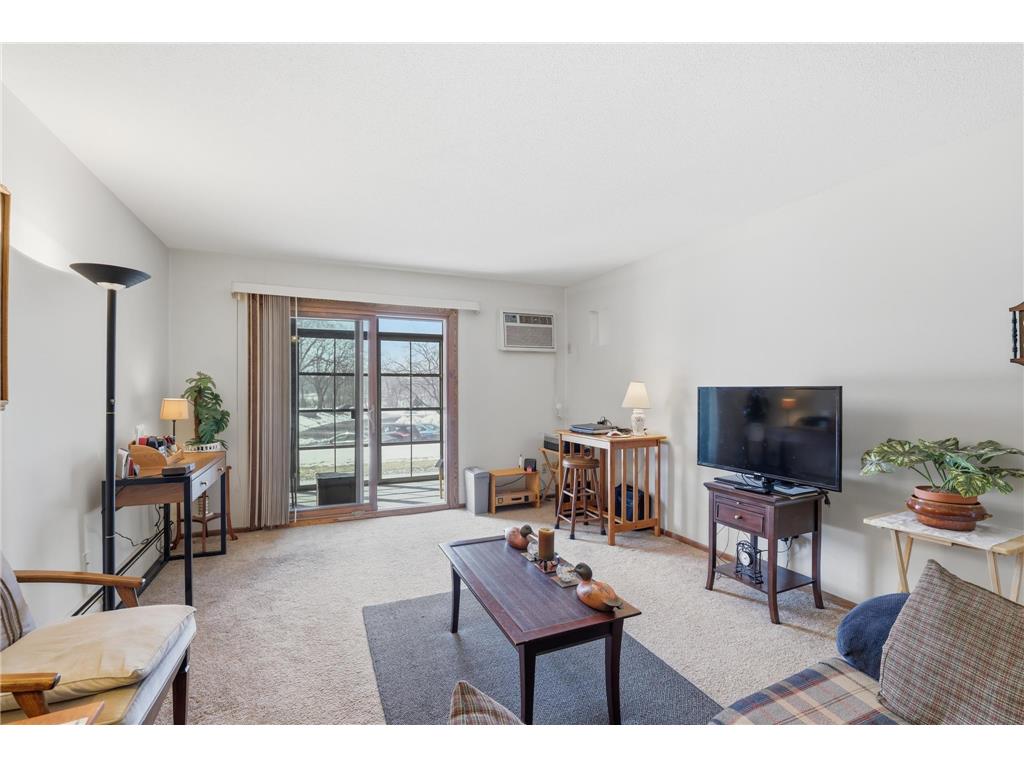 2700 Oxford Street N #102 Roseville MN 55113 7036034 image2