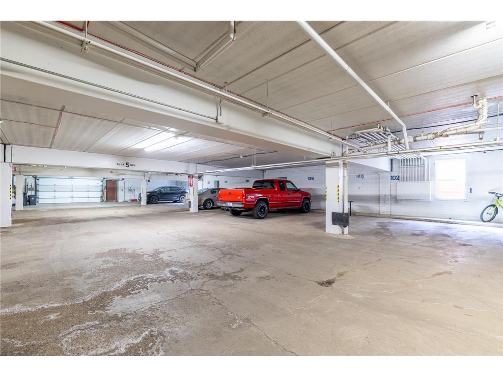 2700 Oxford Street N #102 Roseville MN 55113 7036034 image21