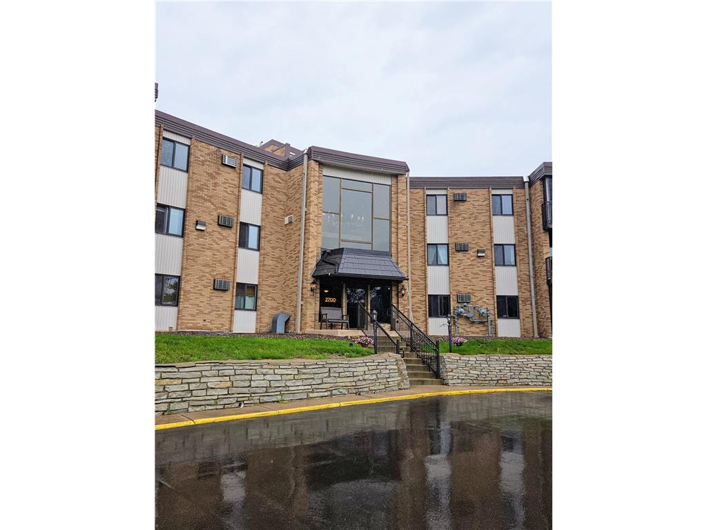 2700 Oxford Street N #117 Roseville MN 55113 6540467 image1