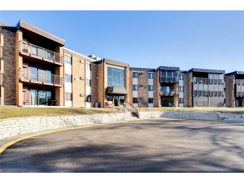 2700 Oxford Street N #133 Roseville MN 55113 6741878 image1