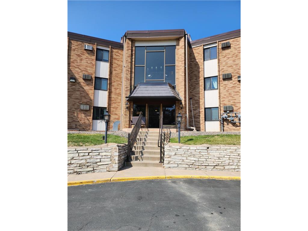 2700 Oxford Street N #138 Roseville MN 55113 6376584 image1
