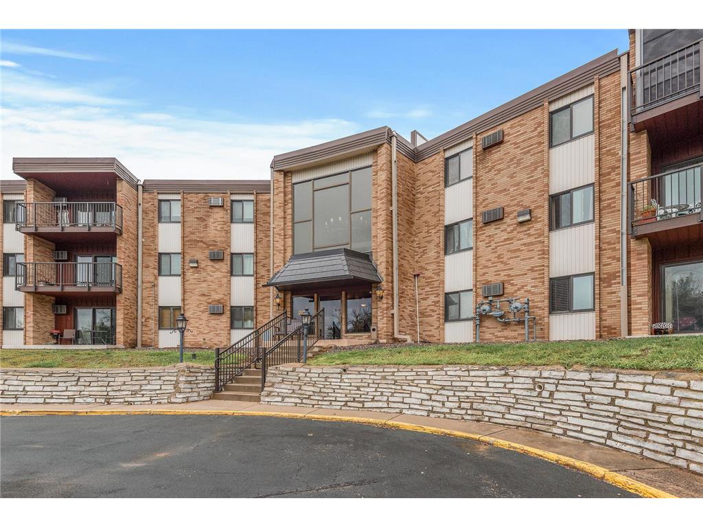 2700 Oxford Street N #143 Roseville MN 55113 6414293 image1