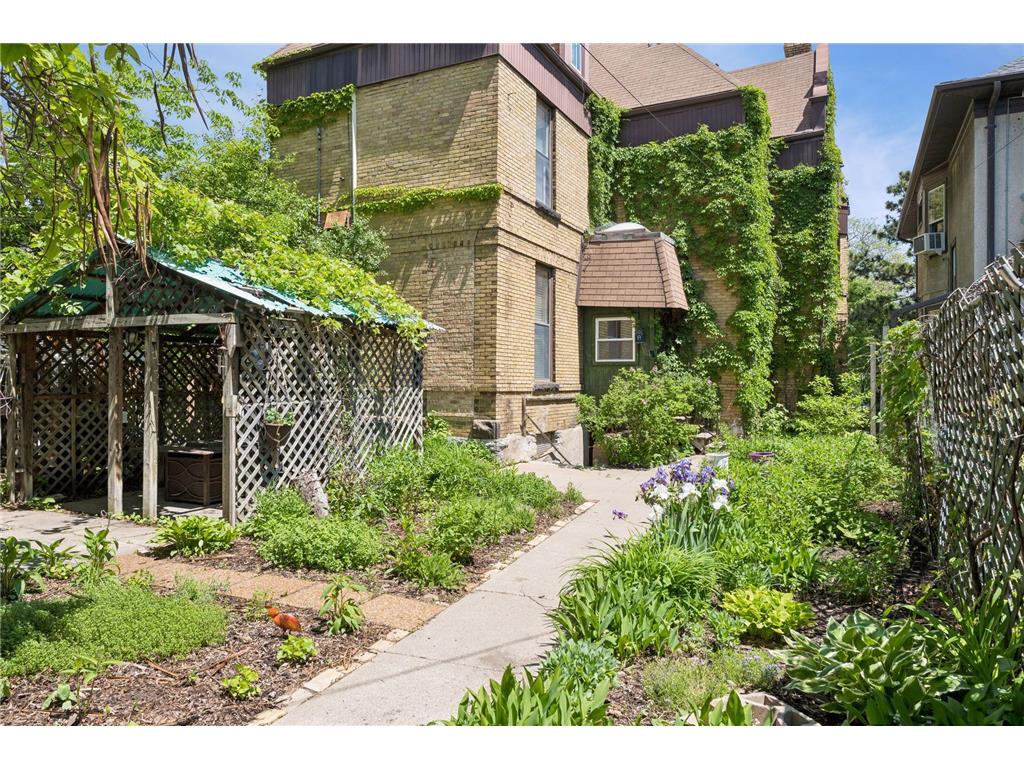 2700 Pillsbury Avenue S Minneapolis MN 55408 7081555 image57