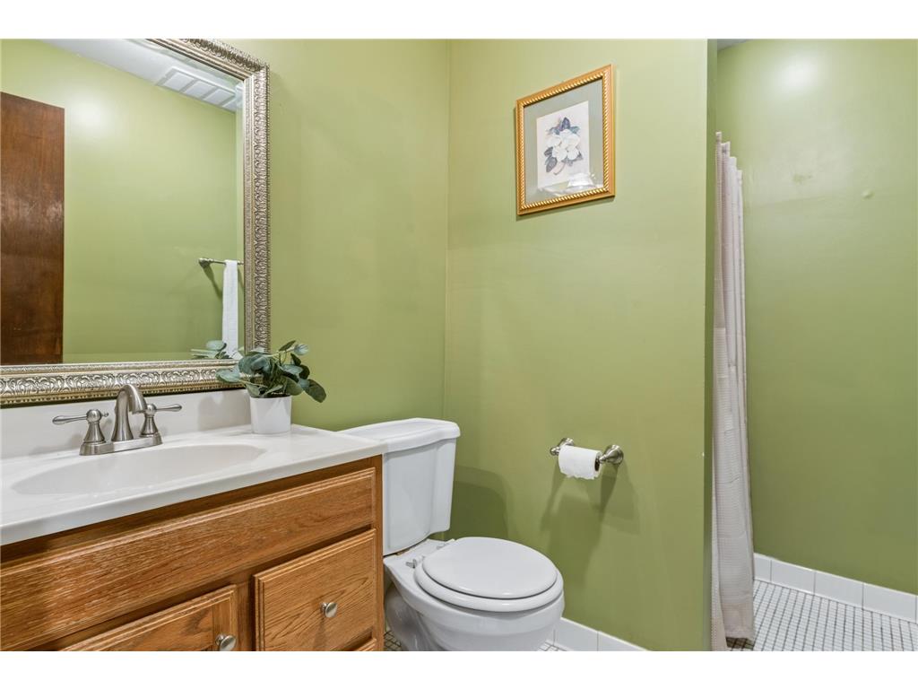 2700 Quail Avenue N Golden Valley MN 55422 7058519 image16
