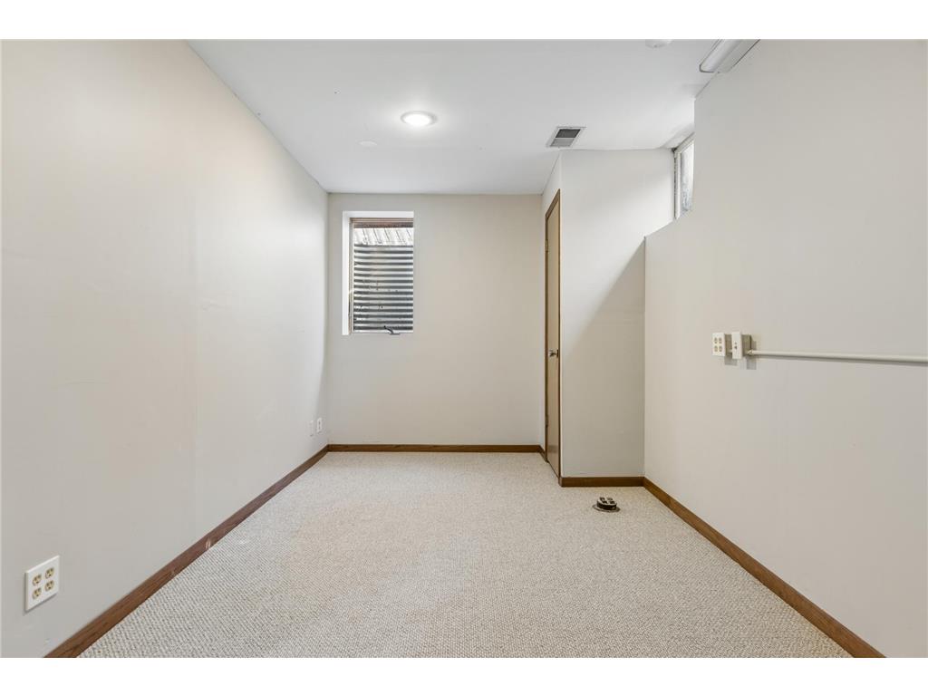 2700 Quail Avenue N Golden Valley MN 55422 7058519 image17