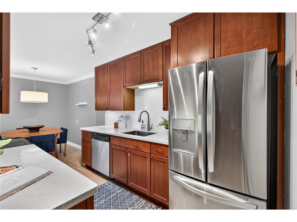 2700 W 44th Street #104 Minneapolis MN 55410 7047573 image10