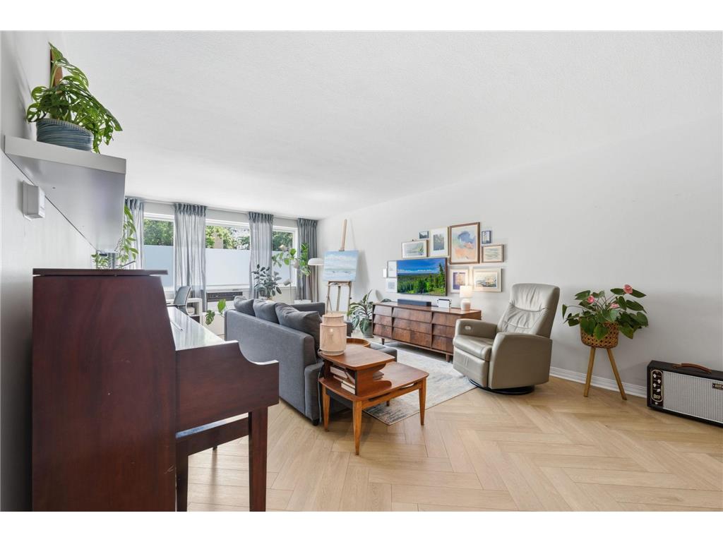 2700 W 44th Street #114 Minneapolis MN 55410 7103113 image2