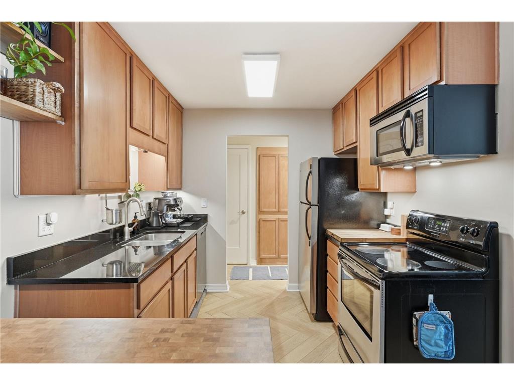 2700 W 44th Street #114 Minneapolis MN 55410 7103113 image7