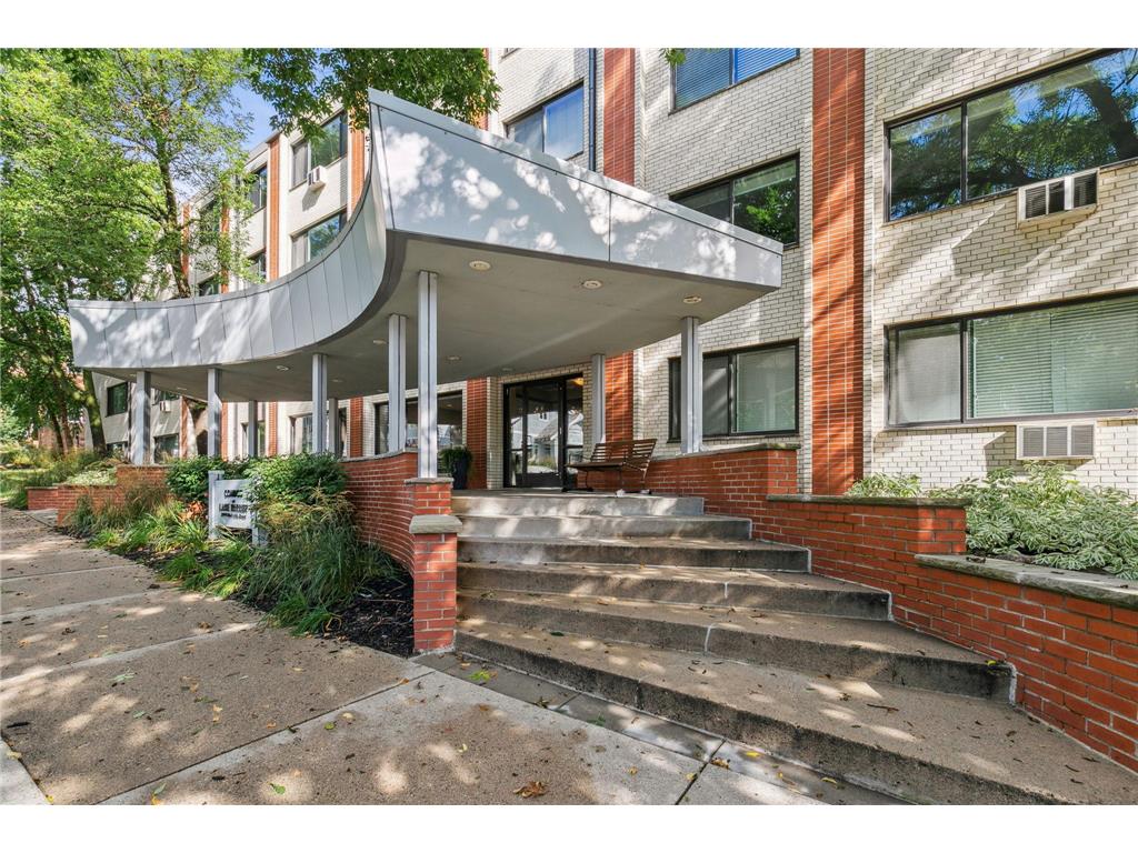 2700 W 44th Street #209 Minneapolis MN 55410 6595343 image1