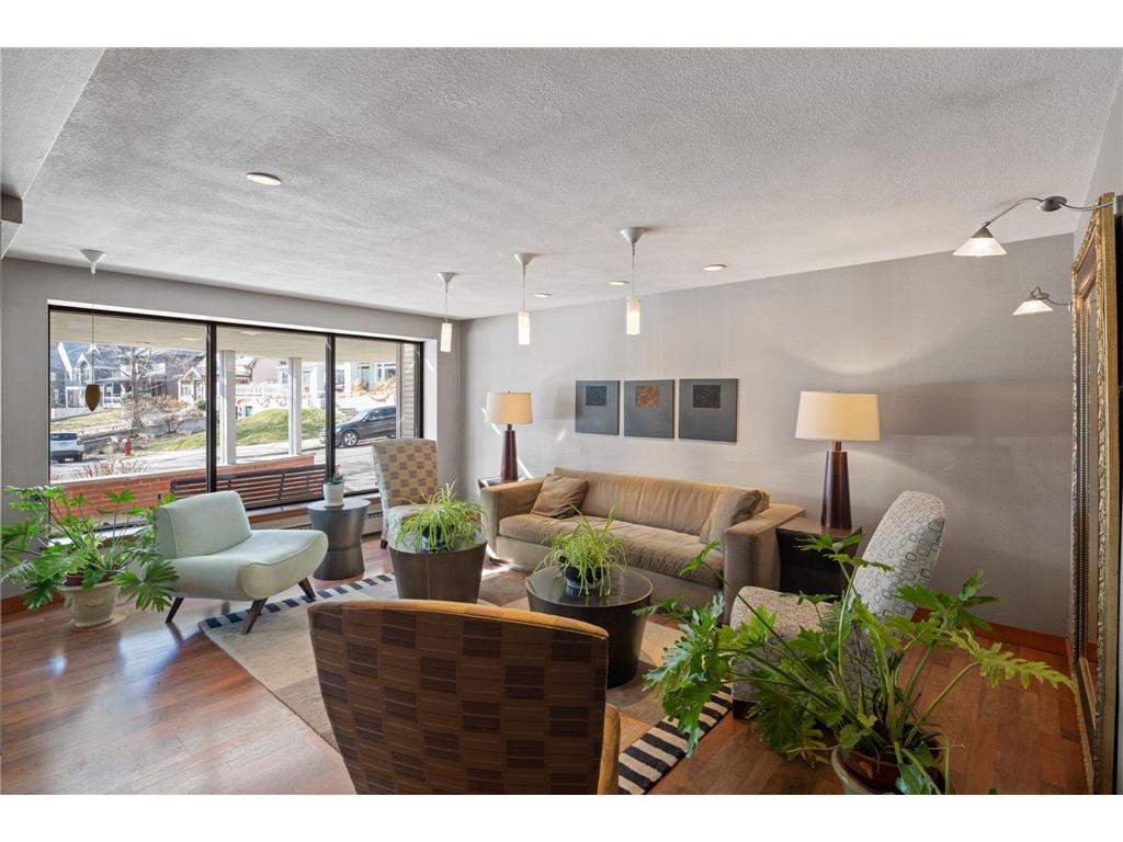 2700 W 44th Street #302 Minneapolis MN 55410 7030181 image2